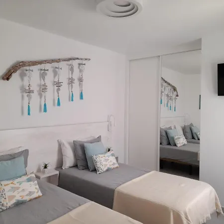 La Palmera: Beachfront With Pool View * Costa Teguise